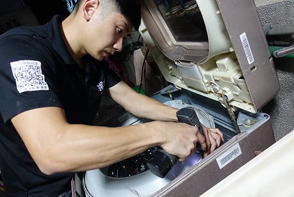 洗衣機清洗、洗衣機推薦洗洋洋，這個洗衣機清潔會有點吵