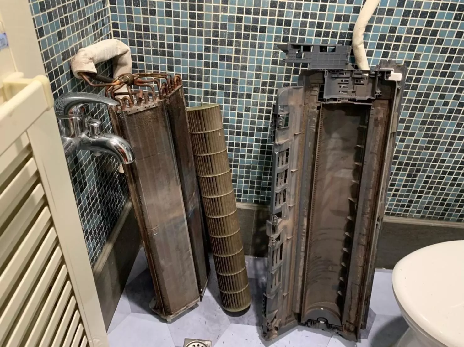 桃園冷氣清洗,桃園洗冷氣,洗冷氣桃園,冷氣清洗桃園