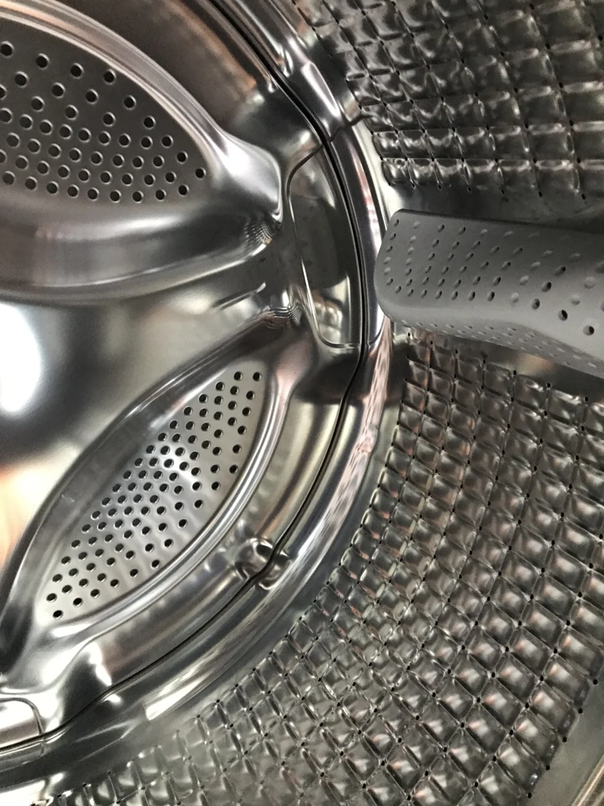 家裡的洗衣機用久了，總有一股異味，洗出來的衣服也帶著一股怪味？這時候就要使用洗衣機清洗劑清潔內槽！市面上洗衣機清潔劑推薦品牌好多，了解挑選原則，教你選對清洗洗衣機劑！