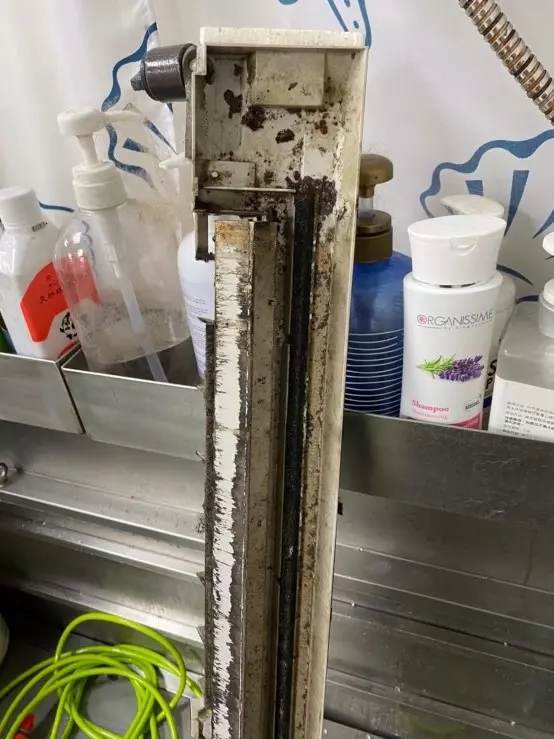 對於居住在板橋地區的朋友們來說，選擇一個信譽好、服務細緻的冷氣清洗板橋團隊，能夠確保您的冷氣得到徹底而專業的清潔。不僅能恢復冷氣的最佳性能，更能保障室內空氣品質與家人的健康。