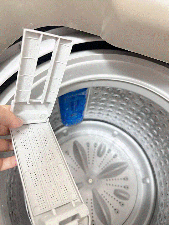 洗衣機保養方法很多，除了自行清洗外，定期預約洗衣機清洗服務也是很重要的事情！深層清潔完之後，也要記得做「洗衣機濾網清洗」這件事，只要好好維護，就可以讓家電的使用壽命變更長。